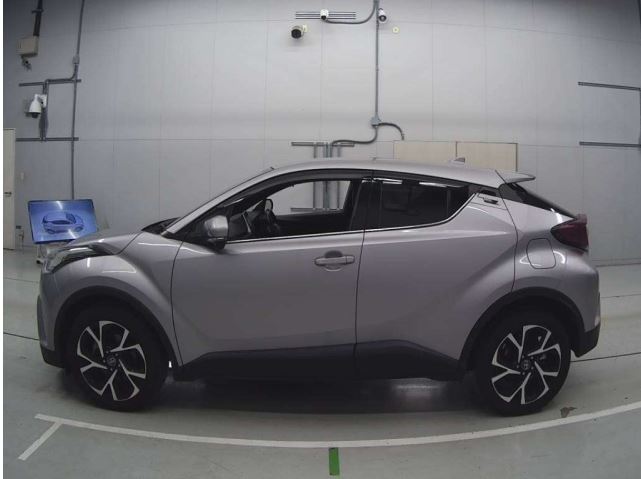 Car image 6