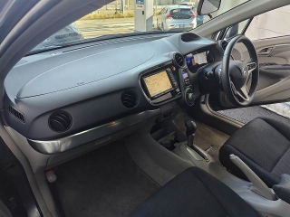 Car image 18